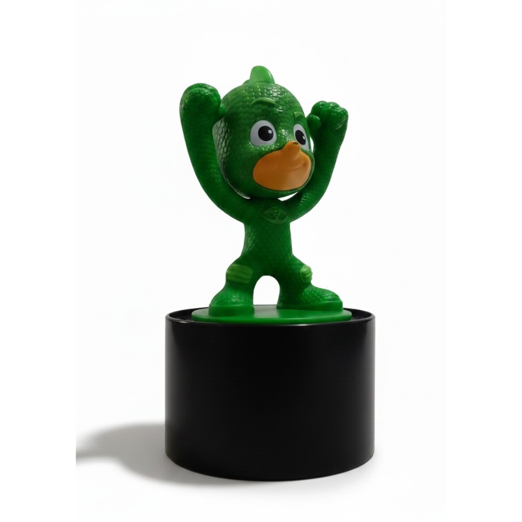 Boneco do Lagartixo (Gekko), personagem do desenho animado infantil PJ Masks.