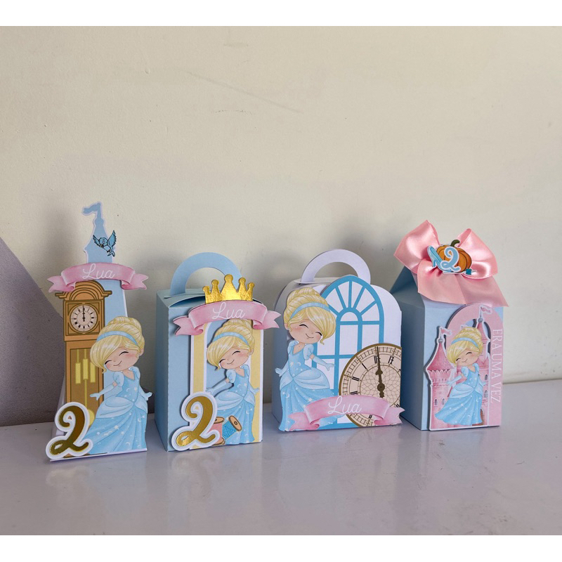 Kit Caixinhas Personalizadas com Nome e Idade no tema Cinderela/lembrancinha/aniversário menina realeza
