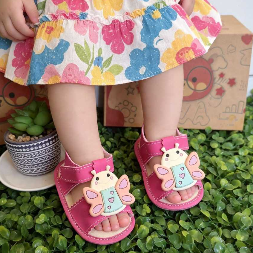 SANDALIAS DE MENINA/BORBOLETINHA COM ASINHAS — imagem 2 de 2