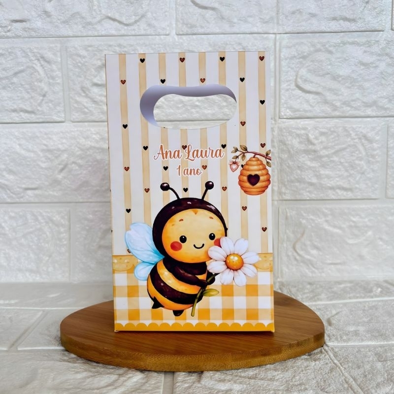 MONTE EM CASA - Sacolinha Surpresa Personalizada Abelhinha Aquarela - Tamanho PP-Festa Infantil-Aniversário–Lembrancinha
