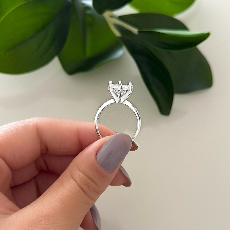 Anel Solitário Virgínia Prata 925 Feminino Pedra Brilhante Zircônia Luxo Delicado Elegante — imagem 2 de 2