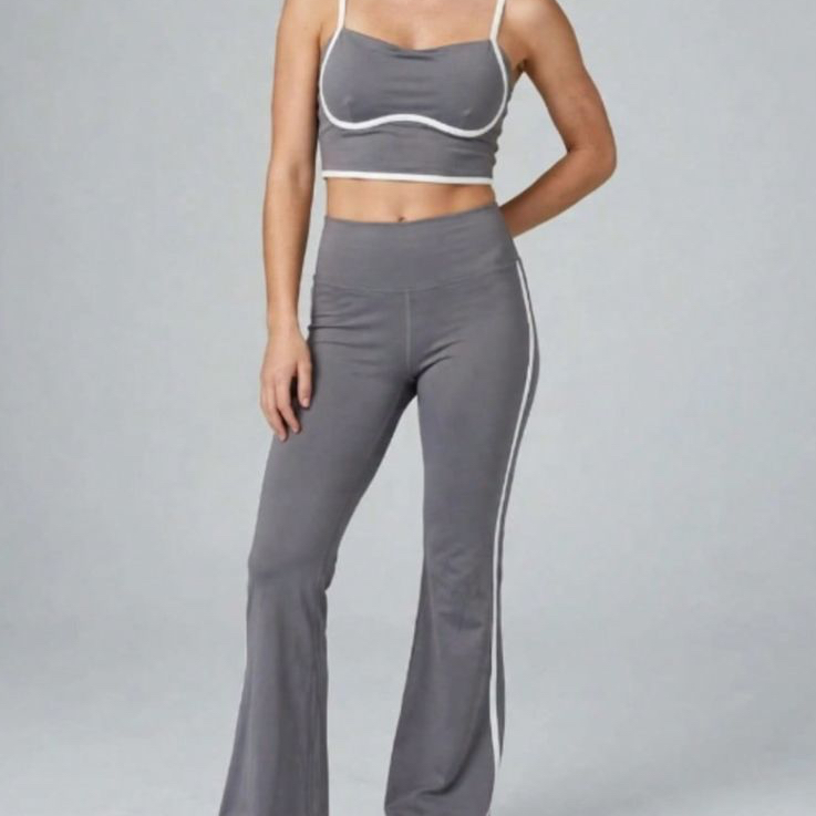 Conjunto Fitness Feminino Calça e Top Academia Treino Corrida Esportivo Confortável Poliamida