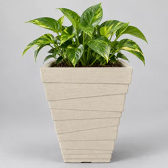 Vaso para plantas decorativo em polietileno Coluna Quadrada Degrau P medidas 40cm x 30cm x 20cm