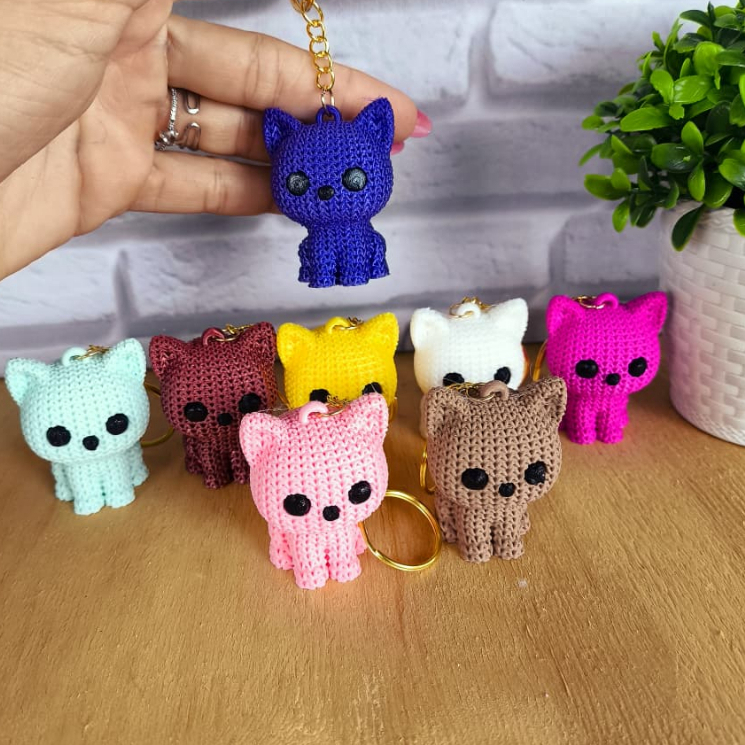 Chaveiro Gatinho Fofo Estilo Crochê Amigurumi Plástico Texturizado Presente Lembrancinha