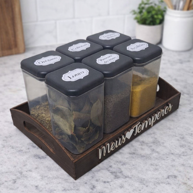 Bandeja Meus Temperos Organizadora 06 potes Mdf Mantimentos Condimentos Marrom