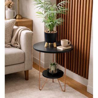 Mesa de Apoio Lateral e Canto Sofá Italy Base de Ferro Tampo Redondo de Madeira Decoração Sala