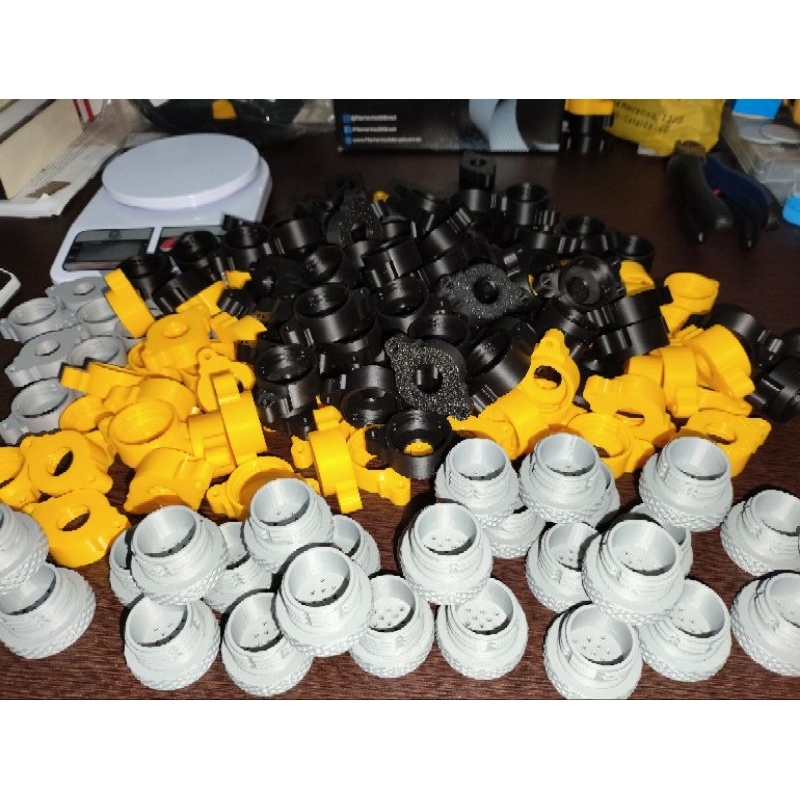 5 Suporte para acoplar na caixa + tampa Rosqueada abelha sem ferrão