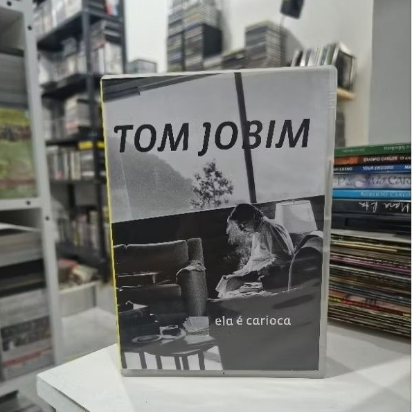 DVD TOM JOBIM - ELA É CARIOCA