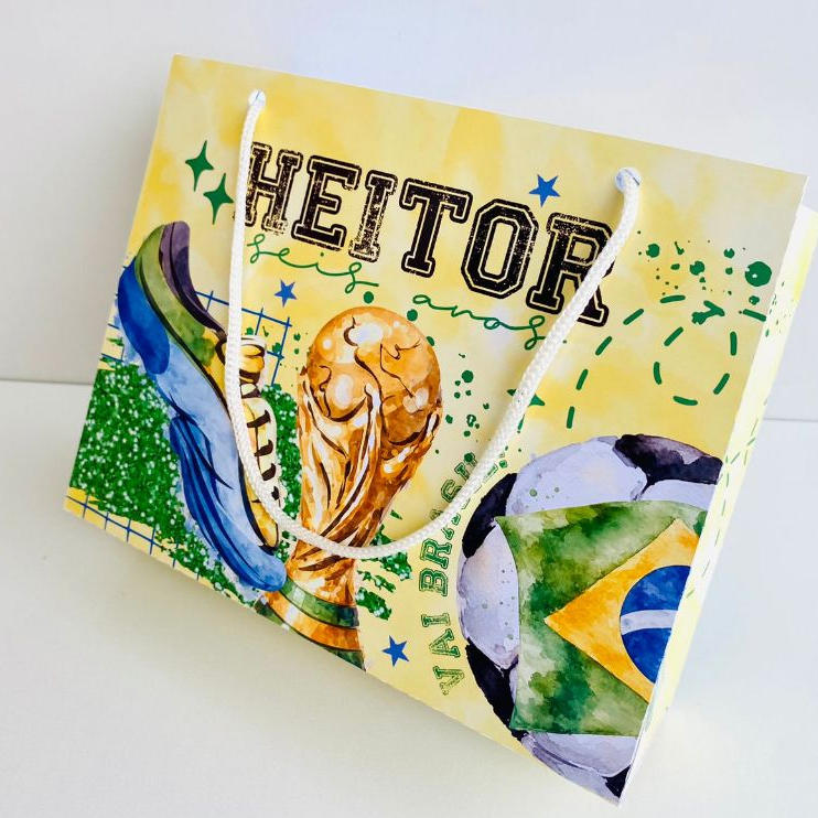 Sacolinhas Personalizadas PEGUE E MONTE tema BRASIL ~ FUTEBOL ~COPA ~2026 modelo RETA HORIZONTAL ~ lembrancinhas ~ mimos