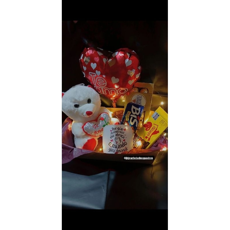 Cesta Iluminada Presente romântico Namorados Ursinho chocolate coração te amo Cesta Guloseimas chocolate cartão com foto