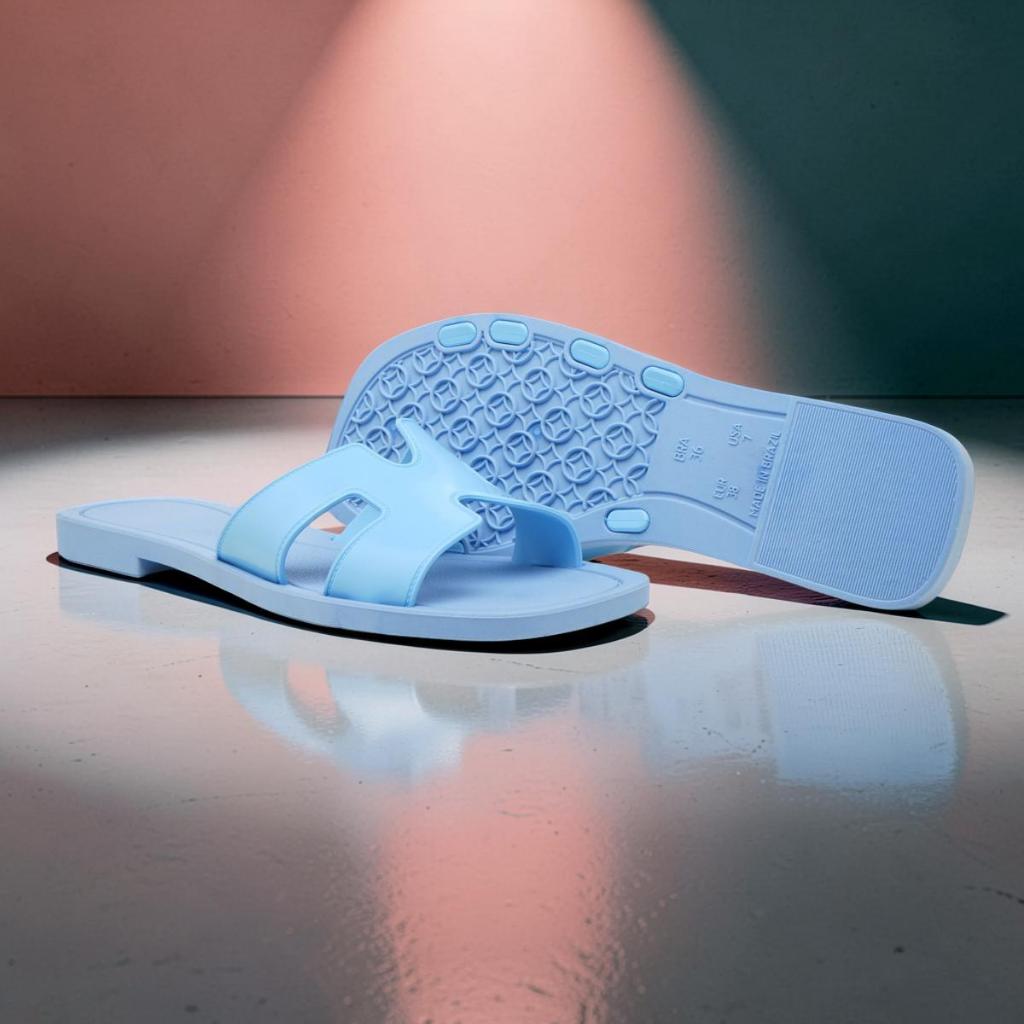 Chinelo H Feminino Slide Leve em PVC, Fácil de Limpar - Confortável - Cantinho dos Achadinhos