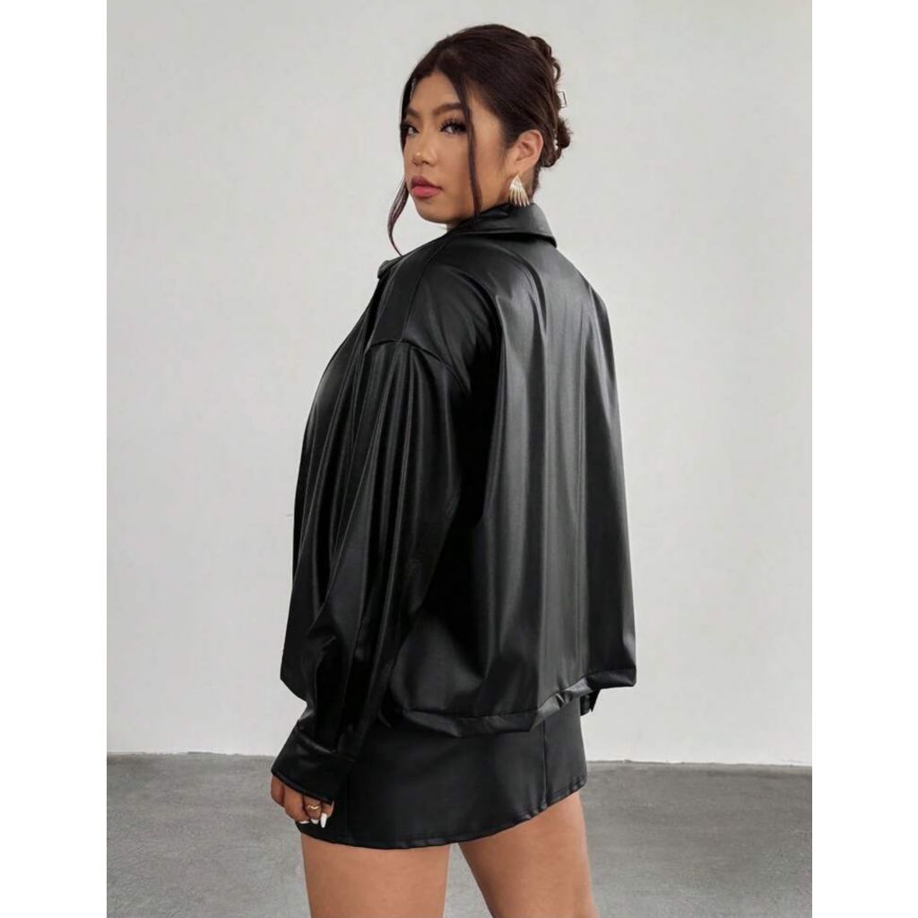 Jaqueta Preta De Manga Longa em Couro PU Plus Size Para Mulheres — imagem 2 de 2