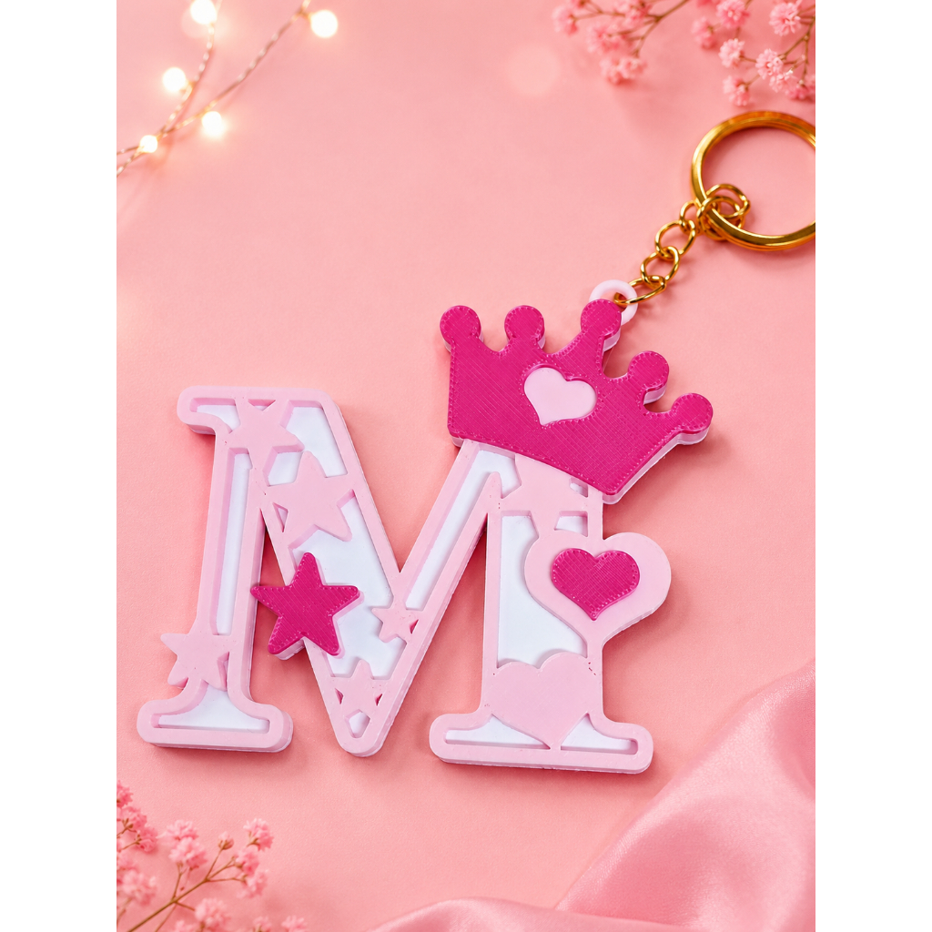Chaveiro Letra Inicial Princesa Personalizado Impressão 3D Rosa com Coroa