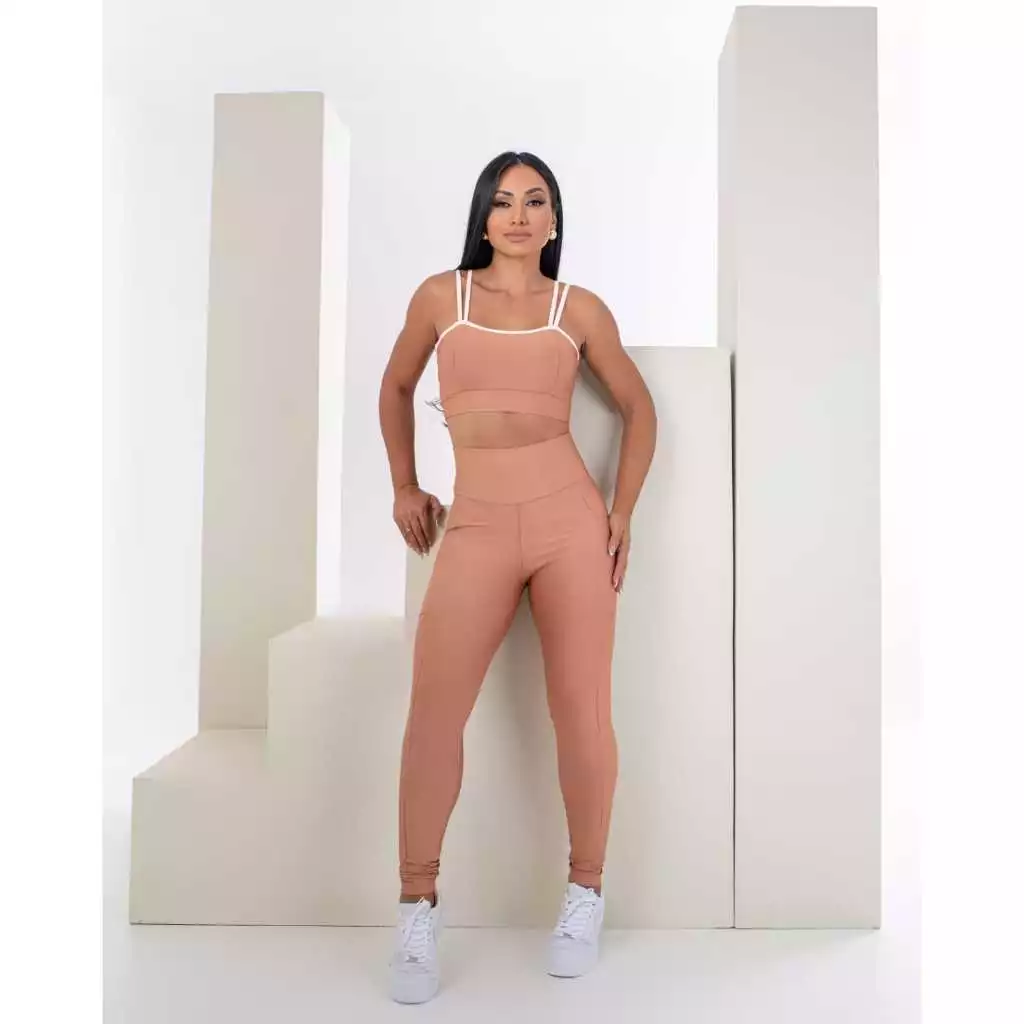 Conjunto Fitness Feminino Top Alça Dupla + Legging Cintura Alta com Bolso | Nude — imagem 1