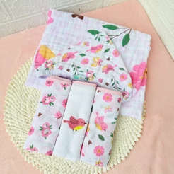 Kit Enxoval Bebê Toalha de banho soft com Capuz e 3 Fraldas de Ombro 100% Algodão