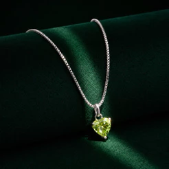 Colar Pingente Moissanite Verde Coração 6,6mm Prata 925 Feminino Sofisticado