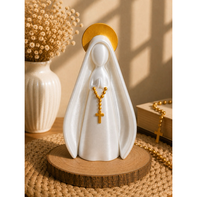Nossa Senhora 16cm com Terço – Imagem Religiosa em Impressão 3D para Decoração e Presente