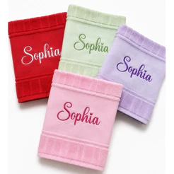 Toalha Bordada com Nome Personalizada Presente Brinde Infantil Bebê