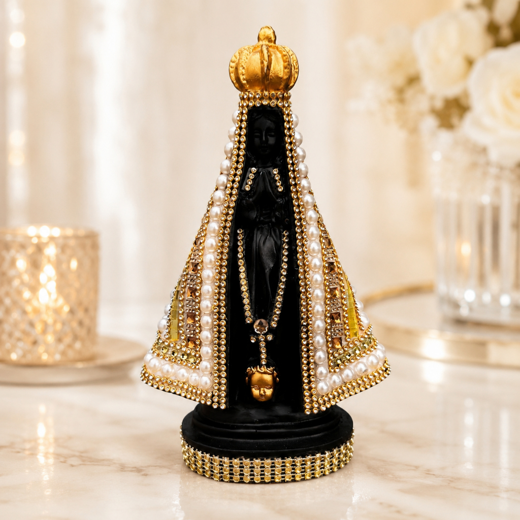 Imagem Nossa Senhora Aparecida 22cm toda em Perola Frente Preta com  Pedraria Dourado Portuguesa!