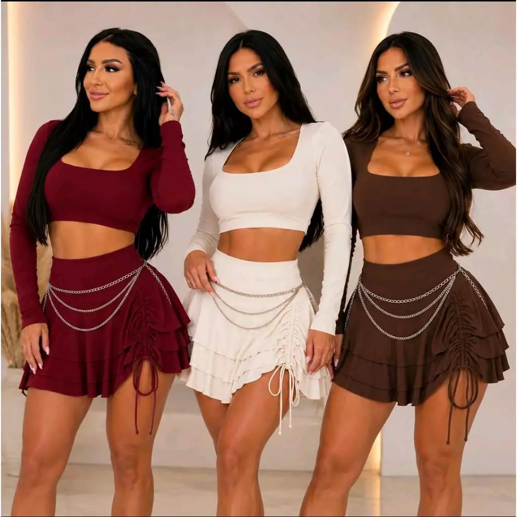Conjunto Feminino Cropped Manga Longa Decote Cuadrada + Short Saia com Babado e Amarração Lateral Elegante