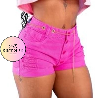 Short Jeans Rosa Feminino Bermuda Rosa Com Cinto Corrente Ouro  Destroyed  com Lycra