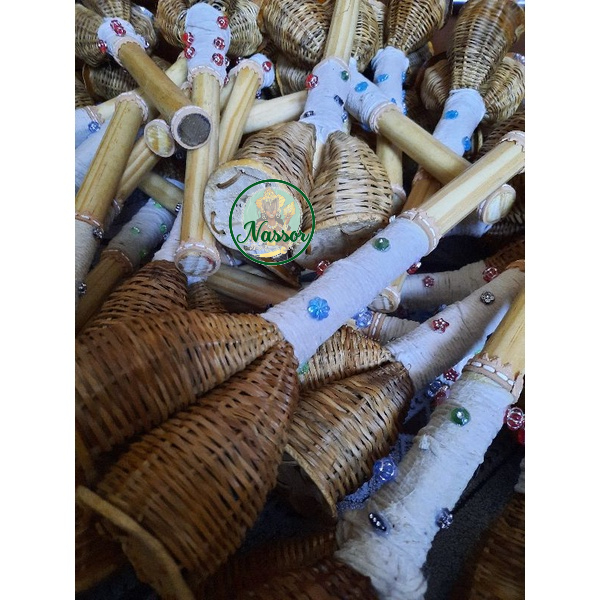 Adjá artigo religioso Umbanda candomblé terreiro cipó ritual religioso família madeira barbante Miçangas instrumento musical