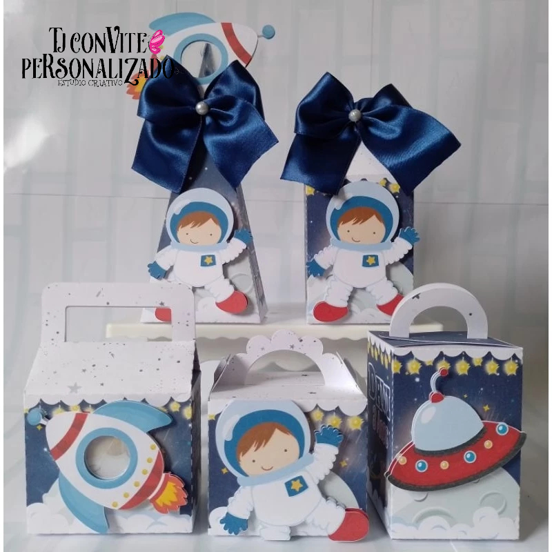 Kit Personalizados Astronauta    Mimos de Aniversário Lembrancinhas Caixinhas Personalizadas Kit Festa