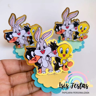 Tag Aplique 3D em Pé Looney Tunes - DOURADO em Oferta na Shopee