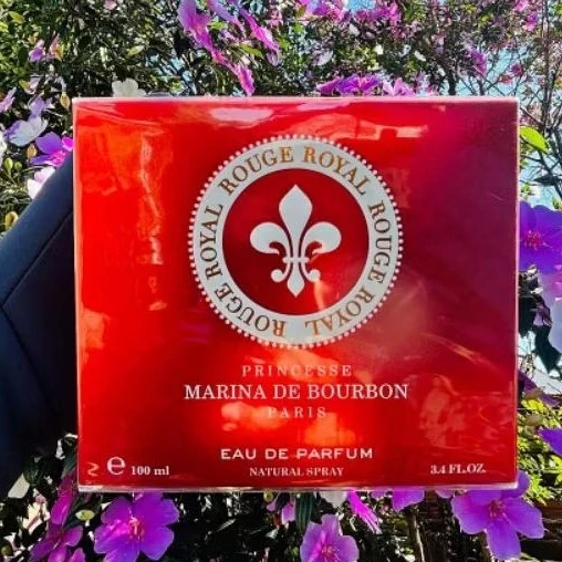 Marina Bourbon: Guia Completo e Onde Comprar | BuscaProdutos