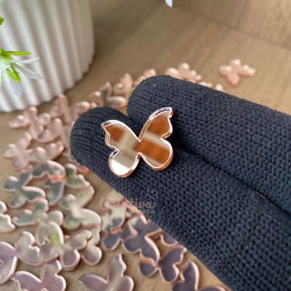 Mini Borboletas de 2cm Em Acrílico Para Decoração Apliques Lembranças em Oferta na Shopee