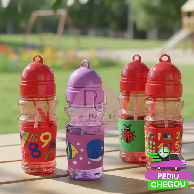 Garrafa Squeeze Infantil 420ml Desenho Alto Relevo em Silicone Bico Retrátil de Silicone