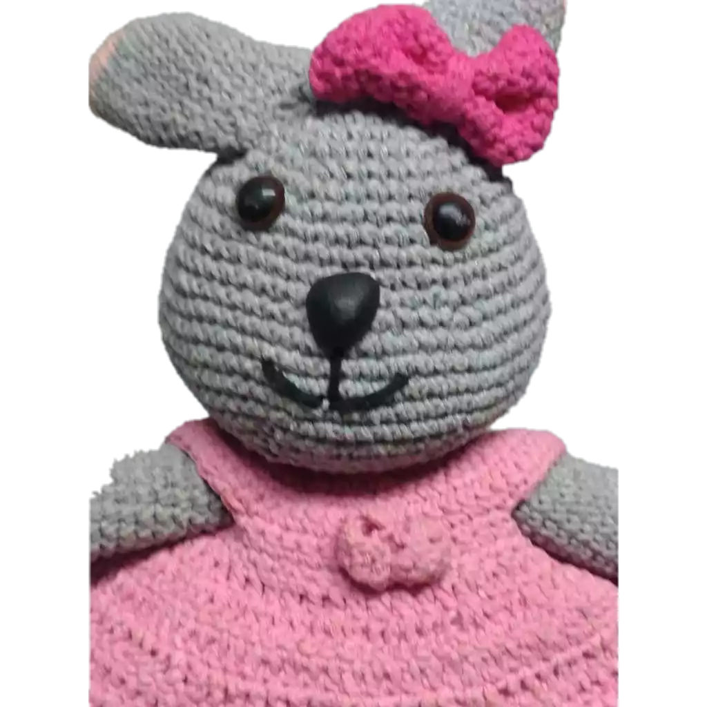 Pelúcia rato de crochê (amigurumi) feito à mão