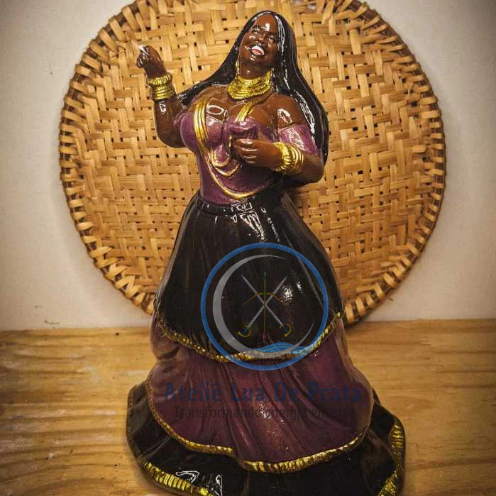 Imagem Pomba Gira Maria Mulambo em Gesso 27cm para Firmezas e Assentamentos Umbanda Kimbanda