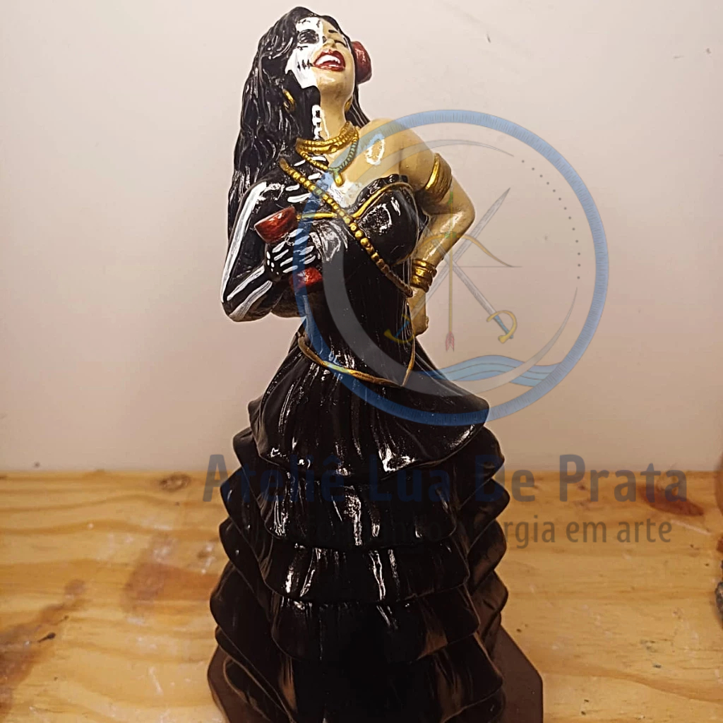 Imagem Pomba Gira Caveira em Gesso 25cm para Firmezas e Assentamentos