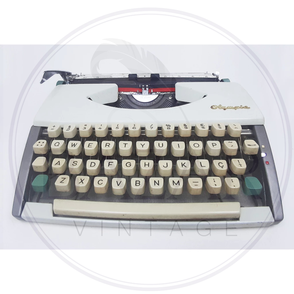 Maquina De Escrever Olympia - Década De 1960 (Usado)