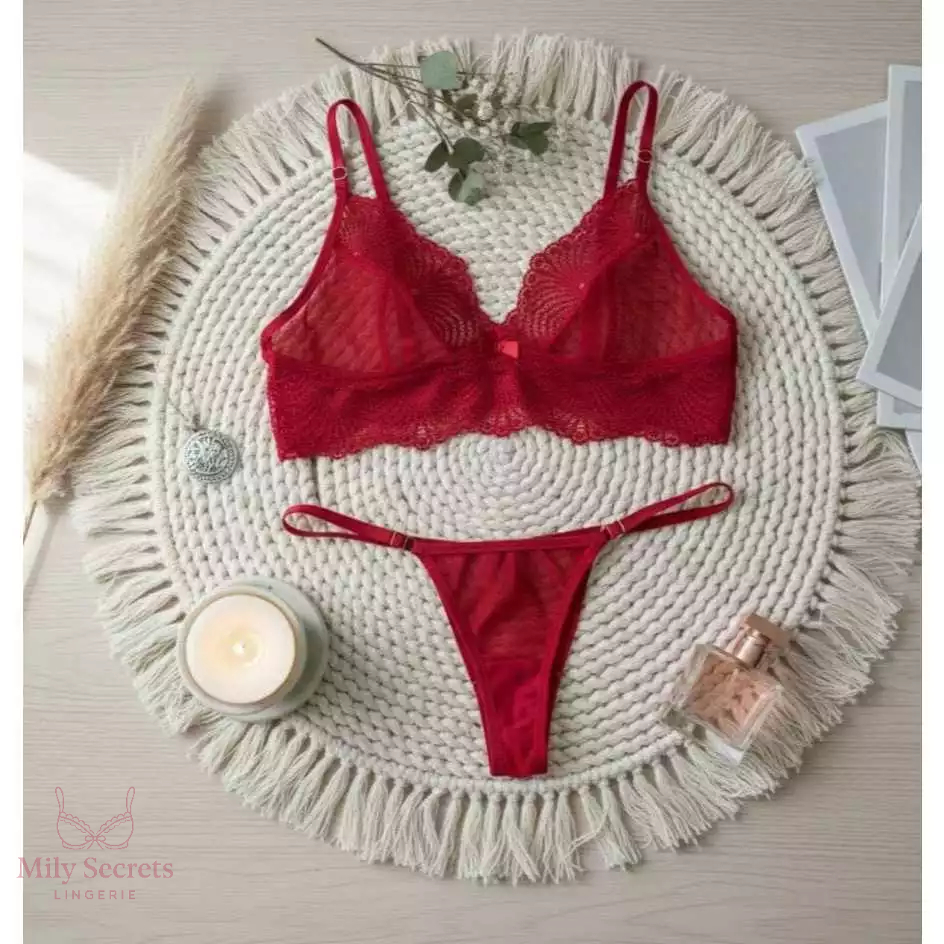 Conjunto lingerie em tule com renda calcinha e sutiã com regulagem coração sem bojo