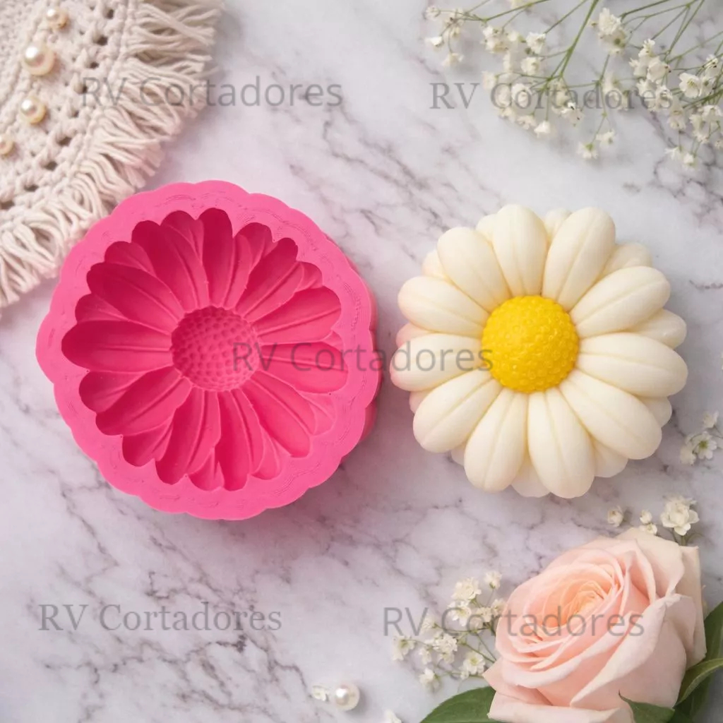 Moldes de Silicone Margarida 3D - Para Sabonete Resina Biscuit Vela Cor Rosa