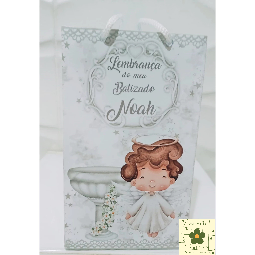 Sacolinha Personalizada Batizado Branco 1.0 Menino para Lembrancinha Sacola Surpresa, tamanho PP (15,6 x 9,3 x 4,3 cm).