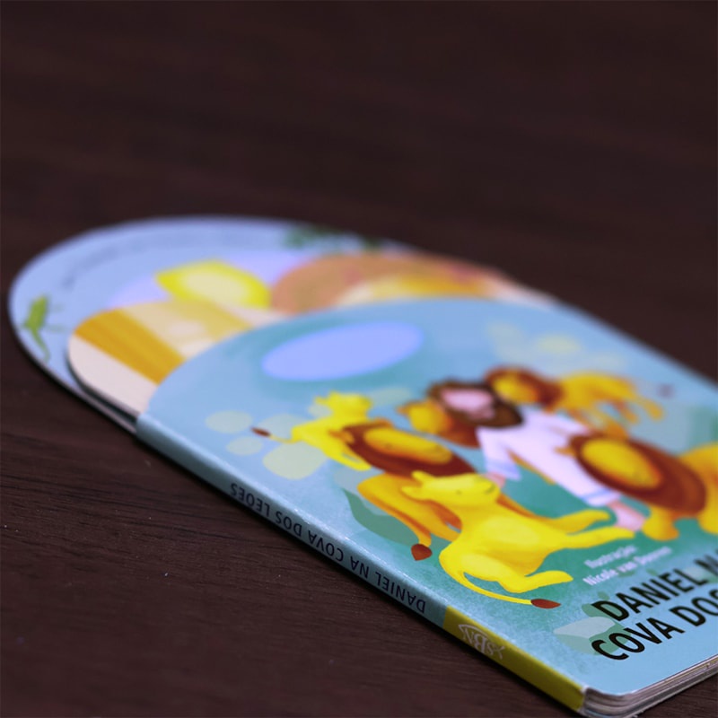 Livro Coleção Amigos do Criador | Daniel na Cova dos Leões | 3 a 5 Anos · foto 2