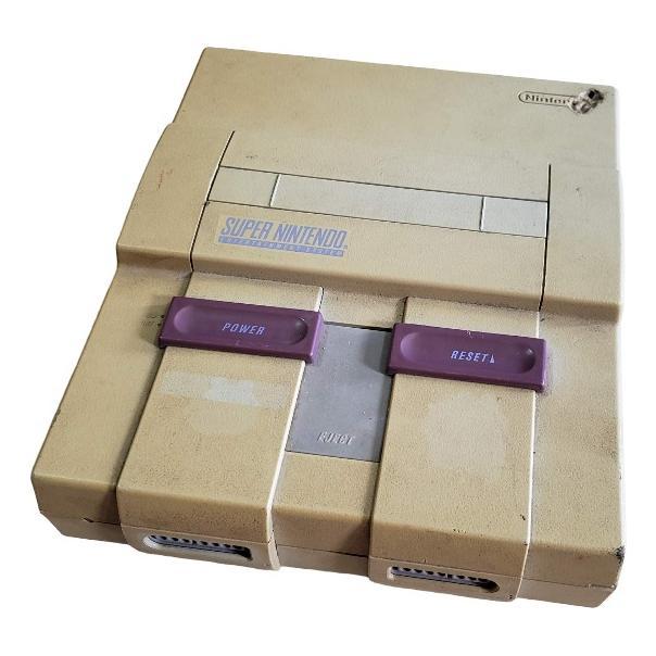 Super Nintendo Só O Aparelho Sem Nada!!!  Ele Liga Mas Da Tela Preta.  Tá Com Defeito!!!   H5