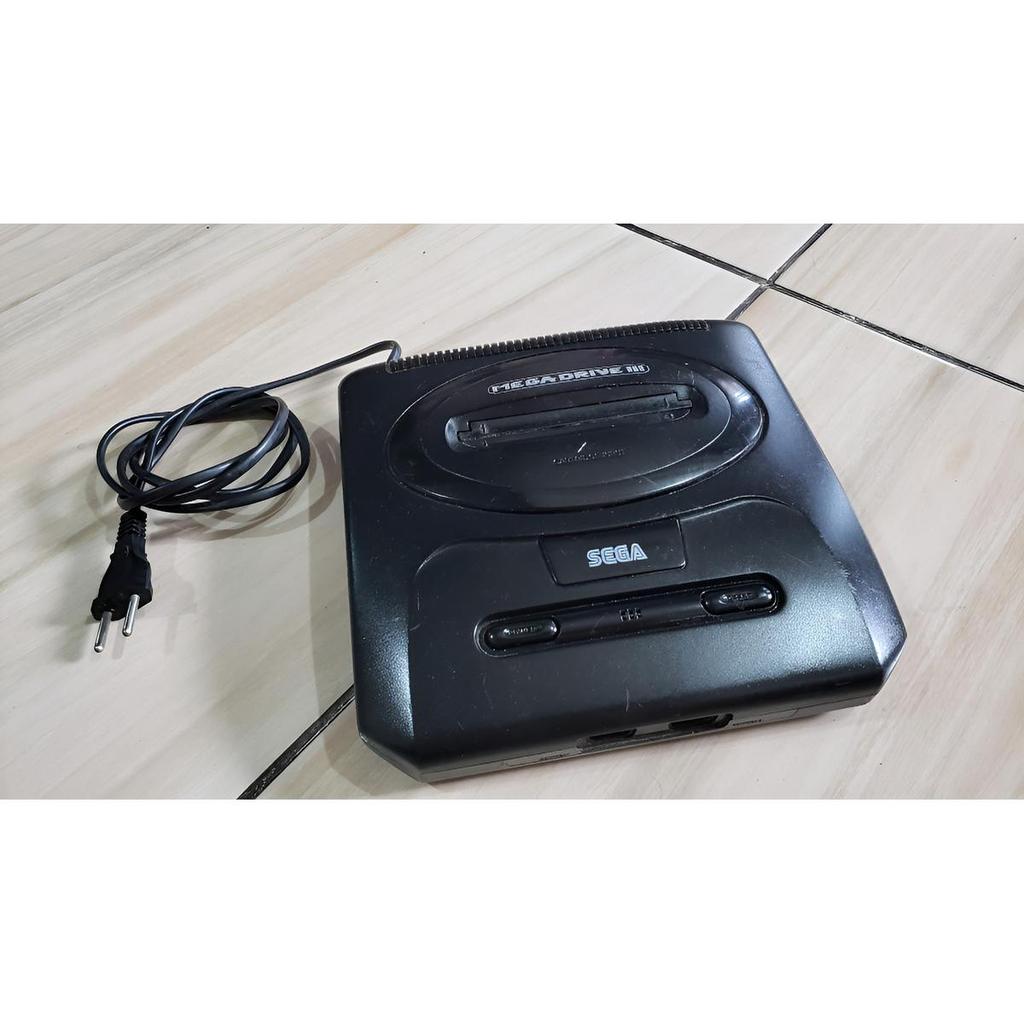 Mega Drive 3 Só O Aparelho Com Entrada De Sega Led Verde! K8