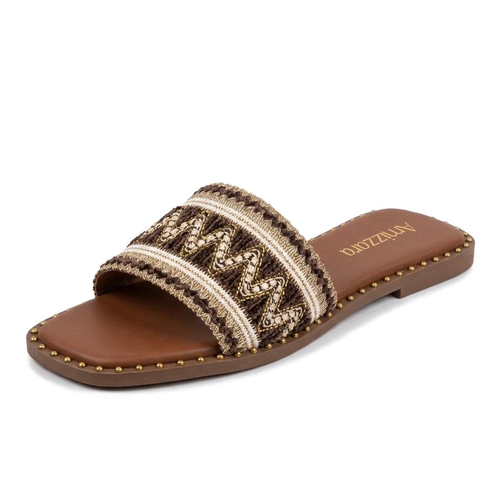 Rasteira Feminina Bordado Indiano Artesanal Marrom Sandália Boho Bico Quadrado Confortável Leve