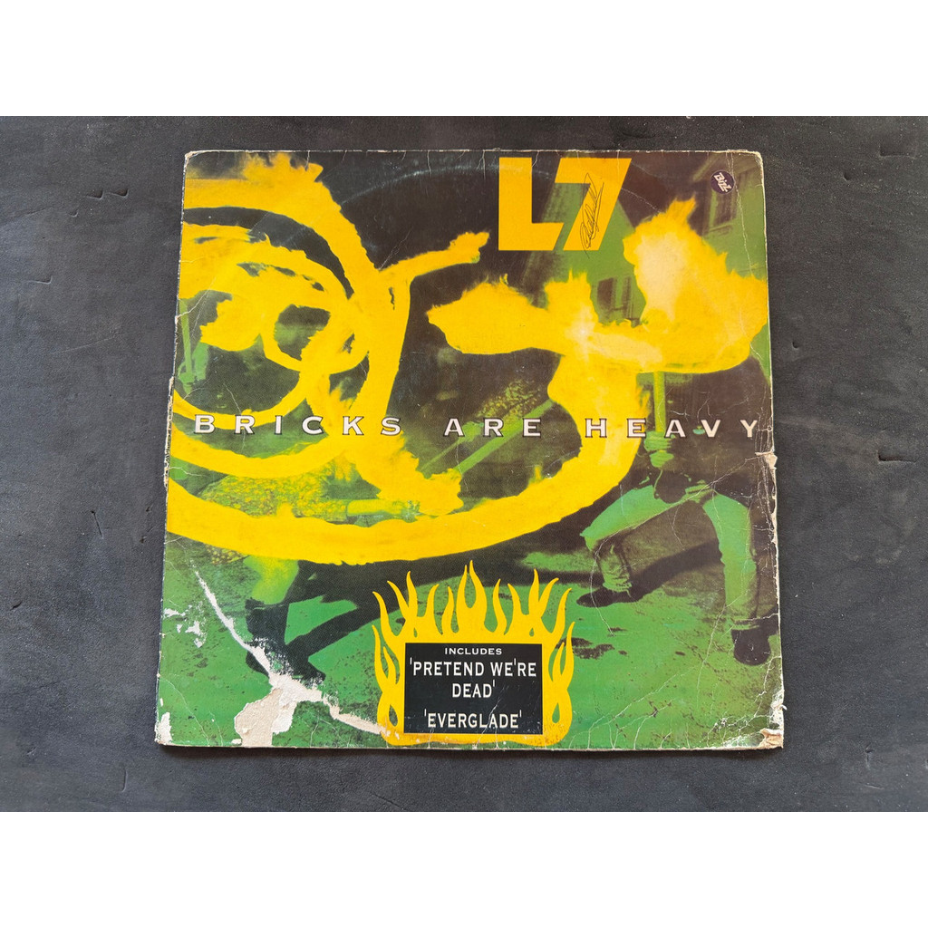LP L7 BRICKS ARE HEAVY 1992
