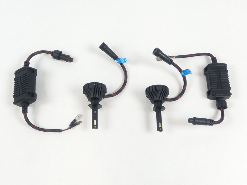 KIT DE FAROL DE LED H1 6500K NINEO CCD17-12-F2-H1