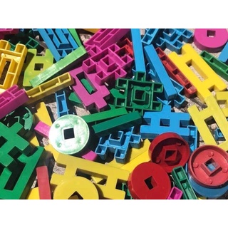 BRINQUEDO DE MONTAR INFANTIL C/750 PEÇAS SUPER DIVERTIDAS E SEGURAS  -  TAMANHOS E CORES DIVERSAS