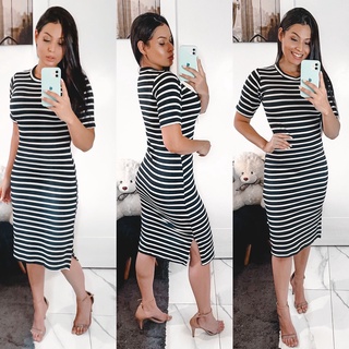 Vestido Feminino Listrado Tecido Canelado Gola Alta Com Duas Fendas Laterais Tamanho P.M.G.GG
