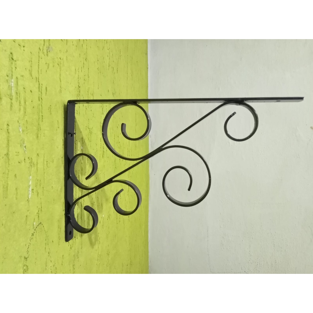 Cantoneira Mão Francesa Ferro com Desenho Volutas, Suporte para  Prateleiras  Planta Estilo mão francesa Ferro 30cm x 20cm