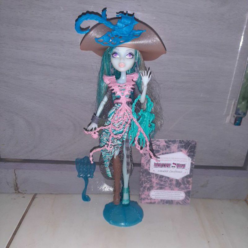 Boneca Monster High Assombrada Haunted Vandala Shopee Brasil