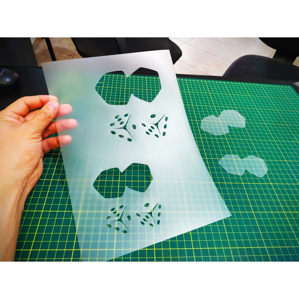 Stencil Dados para aerografia e pintura / Molde Vazado Dados