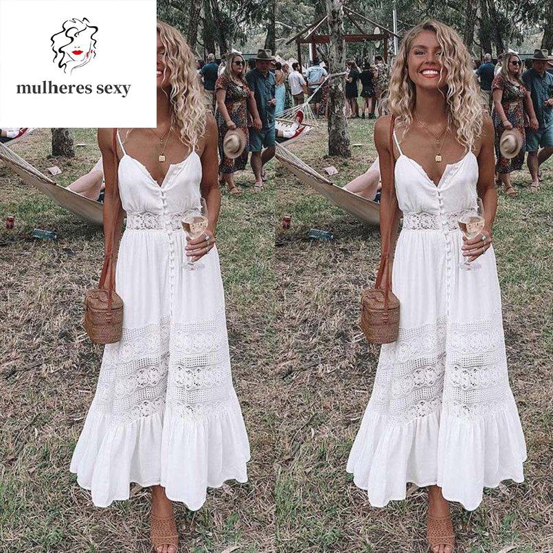 vestido branco estilo praia